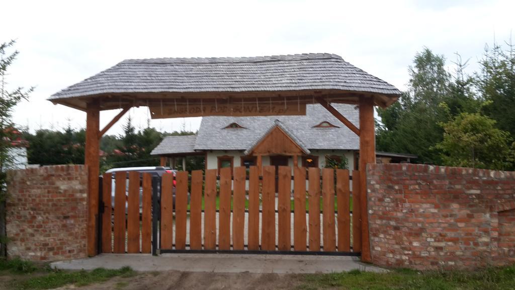 Ferienhaus Zagroda Pod Gontem Kopalino